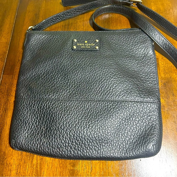 kate spade Bags Kate Spade Leather Crossbody Purse Great Quality